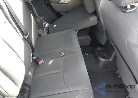 2017 Jeep Wrangler Unlimited Sport 4X4 из США, поврежденный, VIN 1C4BJWDG5HL652039